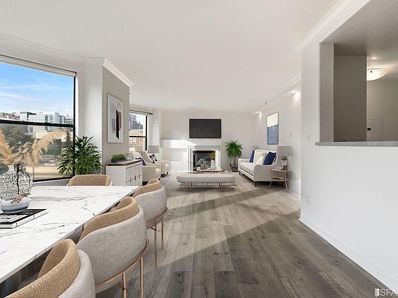2nd image of 1688 Sacramento St #303