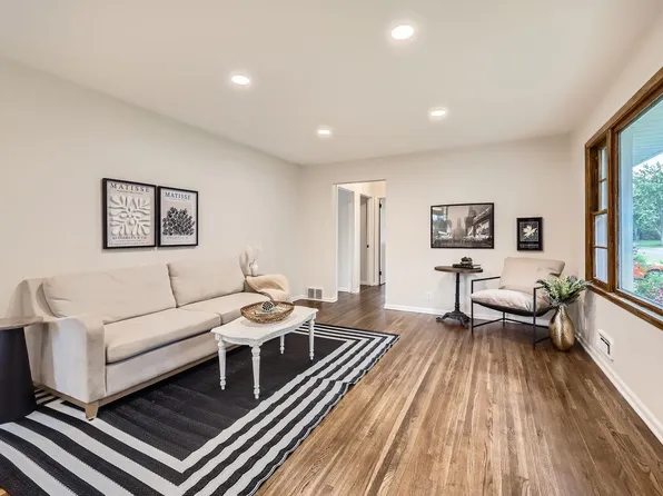 6318 Perry Ave N, Brooklyn Center, MN 55429