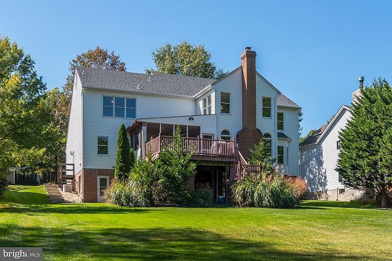 2nd image of 9730 Briarcliffe Ln