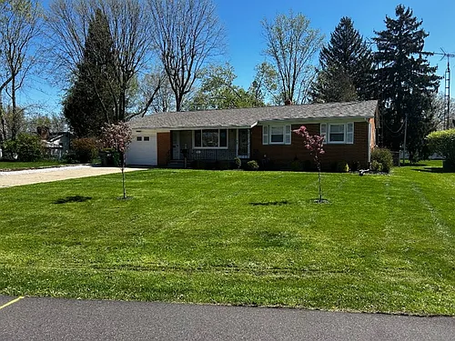2354 Crestview Ave Photo 1