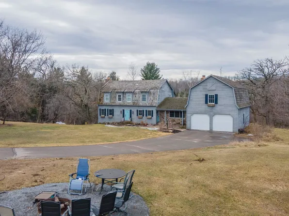 8716 Fountain Grove Rd, Amherst, WI 54406