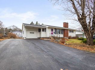70 Murray Dr, Bridgewater, NS B4V2M7