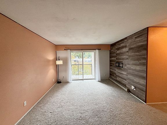 5th image of 14630 NE 32nd St APT E20