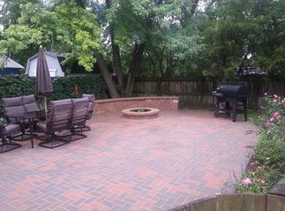 116 N May St, Aurora, IL 60506