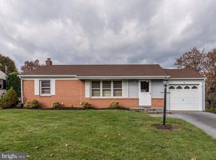 142 N 5th St, Mount Wolf, PA 17347