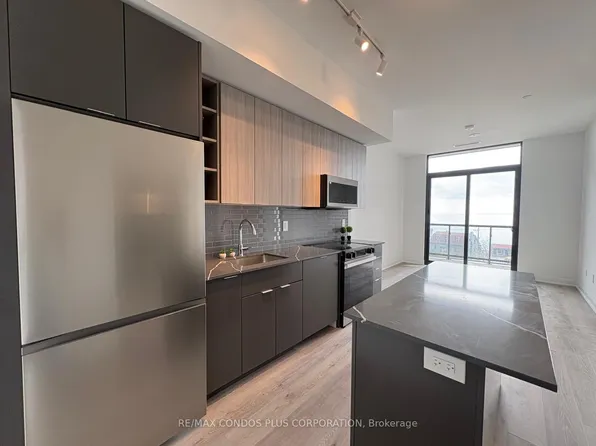 2075 Lakeshore Rd, Burlington, ON