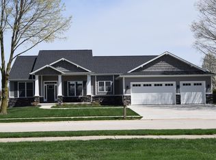 6204 Wind Tree Rd, Springfield, IL 62712