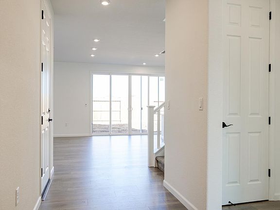 4th image of 11982 Granzella Way