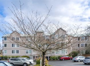 240 Milton St #405, Nanaimo, BC V9R 2K6