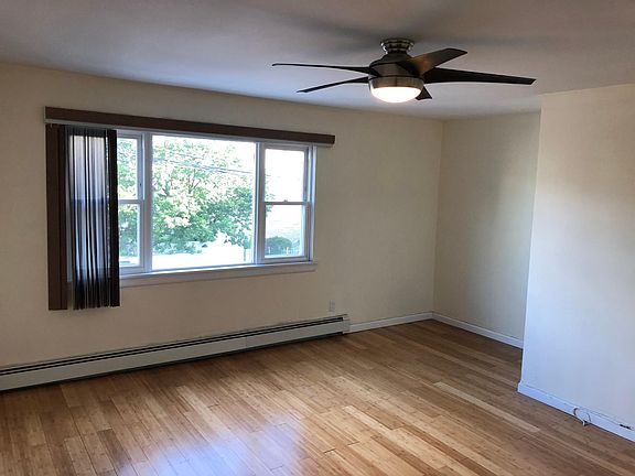5th image of 2809 Collis Pl Floor 2
