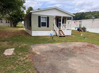 41 Jefferson Ests #41, Waynesburg, PA 15370