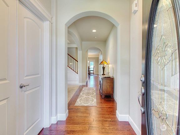 3rd image of 7209 225th Avenue Ct E