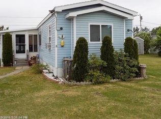 4 Buttercup Ln, Hancock, ME 04640