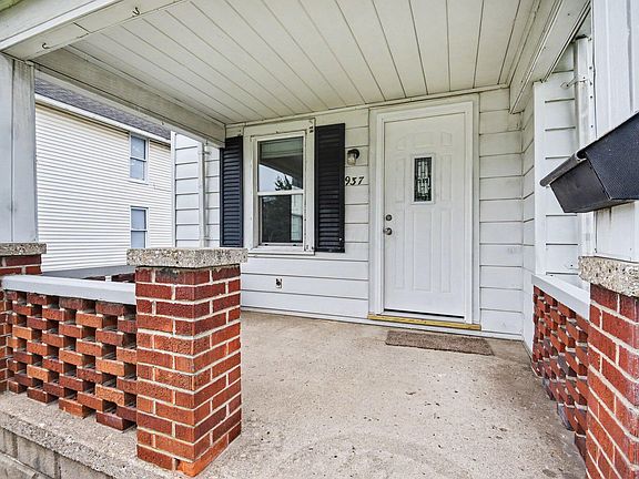 5th image of 937 N Pierce Ave