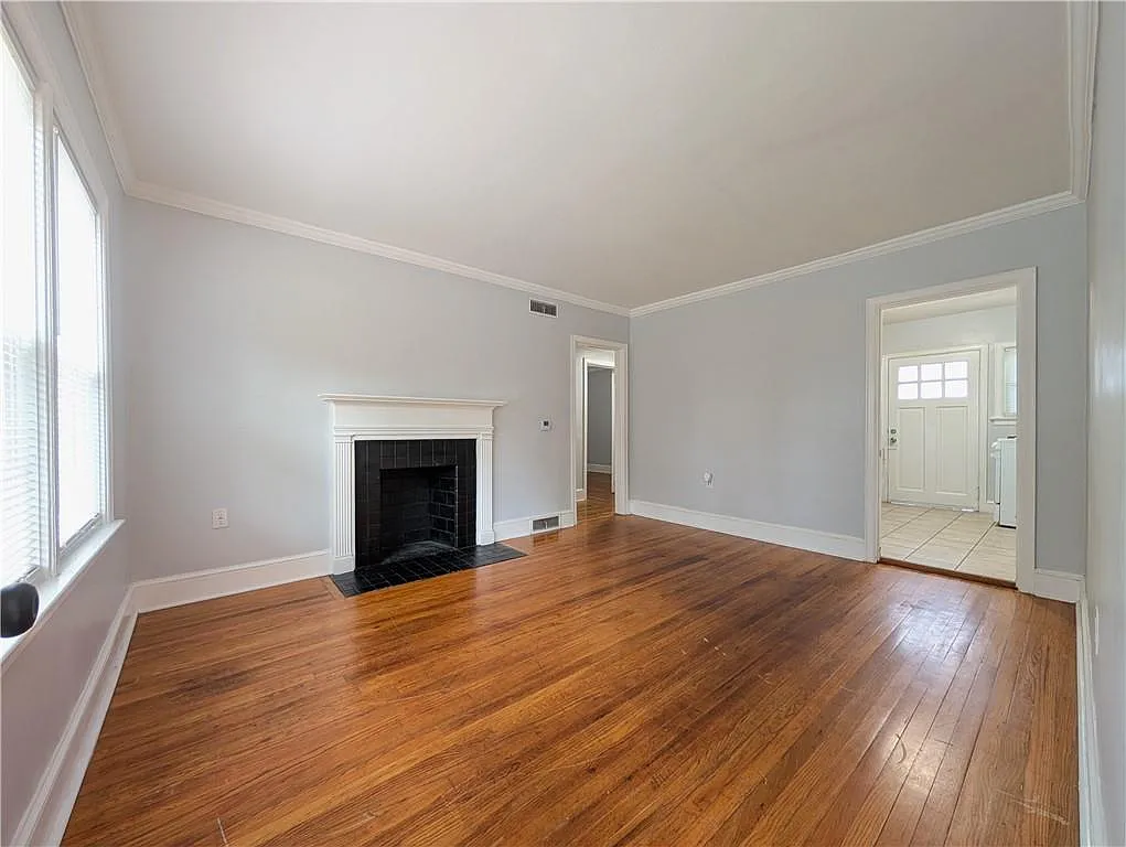 2 bed, 1.0 bath, 950 sqft, $1,250 — Photo 4