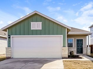 237 Cobb Branch Dr, Maxwell, TX 78656