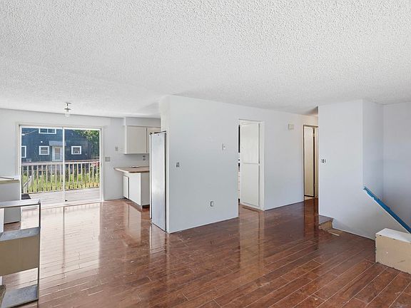 4th image of 805/807 N Sargent Rd