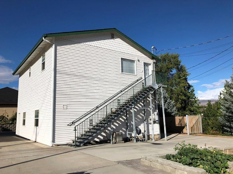 1st image of 1616 1/2 Cherry St