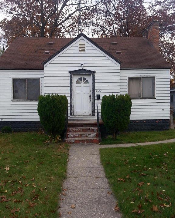 1st image of 2120 Hoyt St