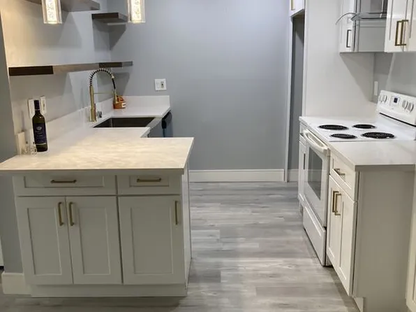 32200 Cathedral Canyon Dr APT 71, Cathedral City, CA 92234