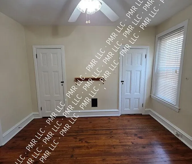 878 N Taylor St — Photo 18