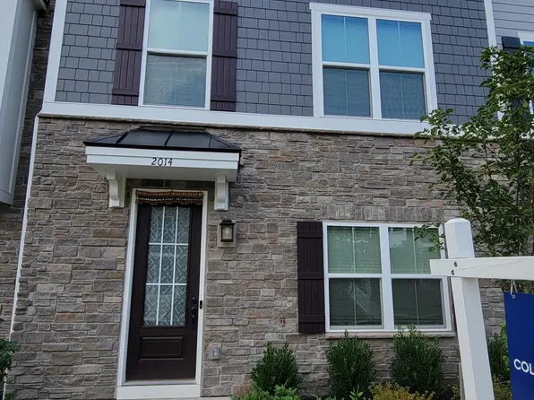 2014 Hemlock Ln, Mars, PA 16046