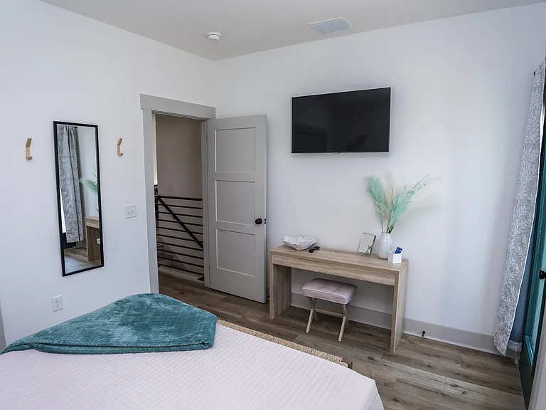 22524 Lakeview Dr — Photo 67