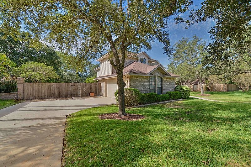 1st image of 8511 Socrates Ln
