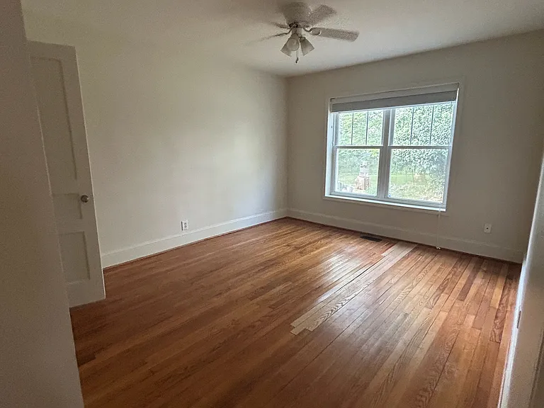 2316 Lyon St — Photo 17