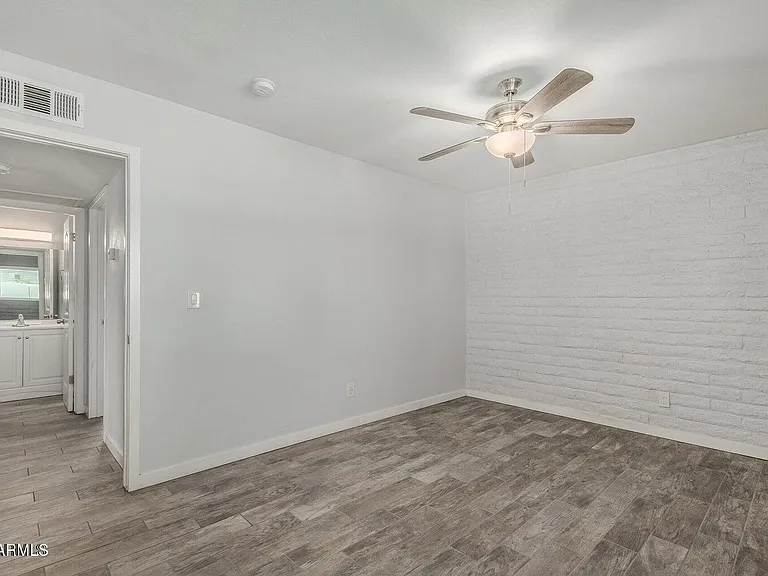 1118 S McClintock Dr #1 — Photo 11
