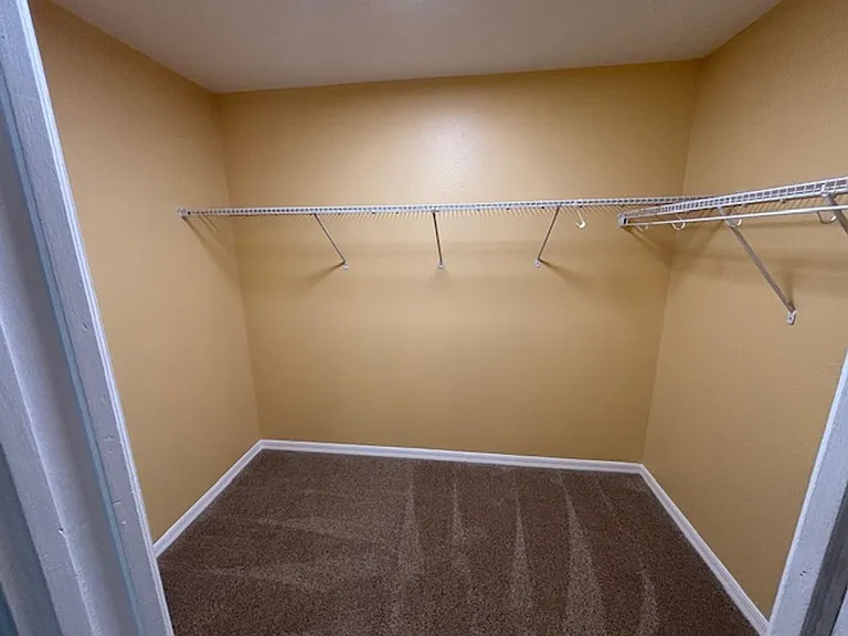 18816 Cimbora Dr — Photo 20