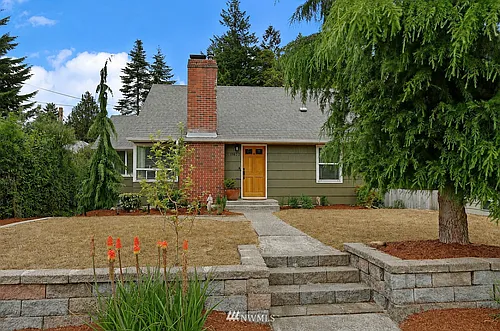 11622 23rd Ave SW Photo 1