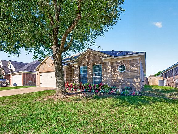 3rd image of 4914 Kale Garden Ct