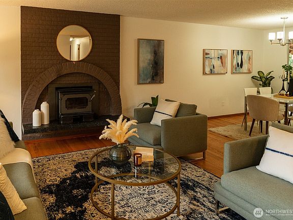 5th image of 17529 Brook Boulevard