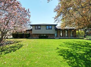 24337 W Boulevard De John, Naperville, IL 60564