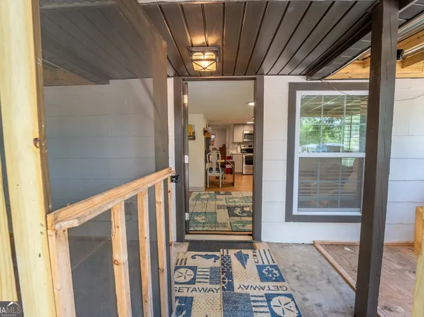 128 Branch St, Toccoa, GA 30577