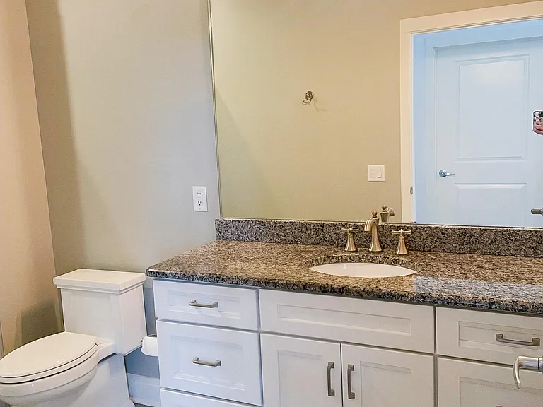 41 W Lemon St #207 — Photo 6