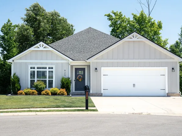 929 Frog Gip Pond Ct, Clarksville, TN 37043