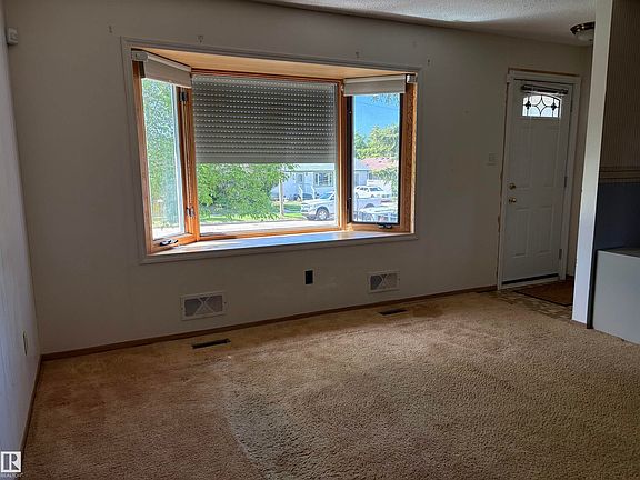 4th image of 5511 50th St