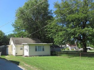 108 E Hawthorne St, Hartford, IL 62048