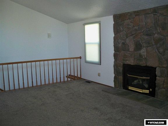 4th image of 1213 Overland Dr
