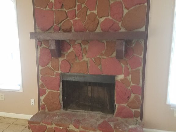 4th image of 2851 Lakemont Dr SW