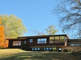 969 Cedar St, Richland Center, WI 53581