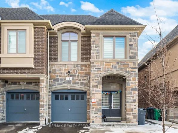 15 Dalbeattie Dr N, Brampton, ON L6Y 6H7