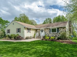 14 Gates Rd, Branchburg, NJ 08876