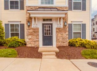 8188 Falls Grove Dr, Manassas, VA 20111