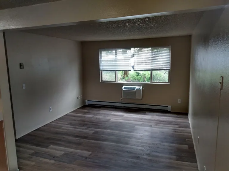 345 N 5th St #60 — Photo 2