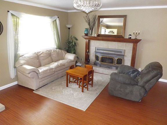 3rd image of 7709 Ziebell Ct