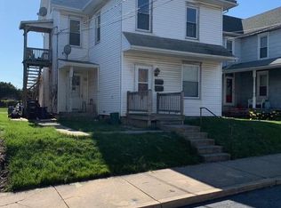 30 S Roberts Ave, New Holland, PA 17557
