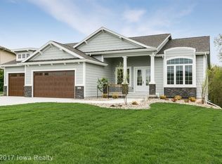 7609 Silverstone Ct, Grimes, IA 50131
